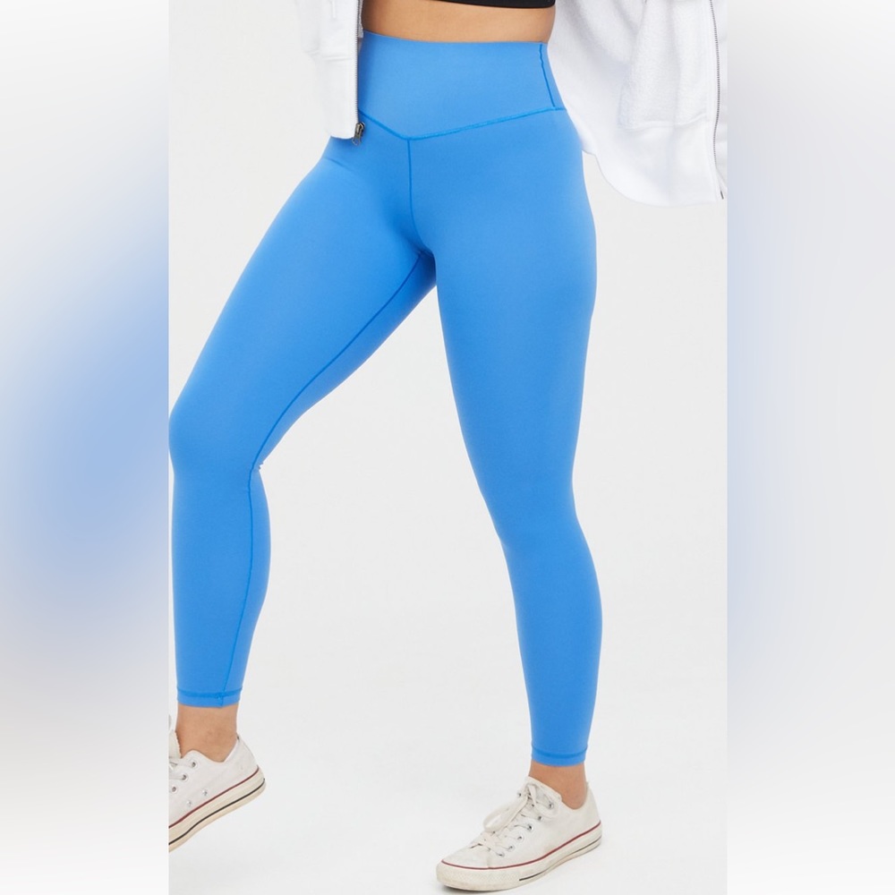 Aerie Matching Set Size M Only Worn Once - image 3